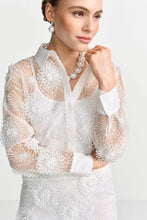 Load image into Gallery viewer, Rich &amp; Royal Flower Blouse in White
