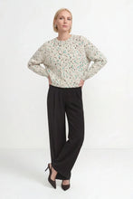 Load image into Gallery viewer, Rich &amp; Royal Chunky Knit Sweater
