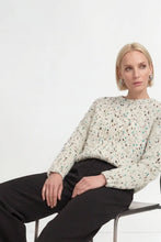 Load image into Gallery viewer, Rich &amp; Royal Chunky Knit Sweater
