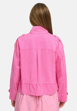 Load image into Gallery viewer, Catnoir Kurzjacke in Garment Dye in Pink
