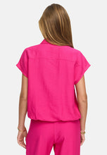 Load image into Gallery viewer, Catnoir Short-Sleeve Blouse in Pink
