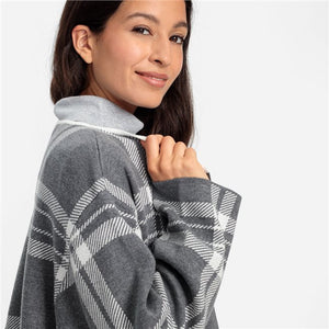 Olsen Cardigan in Silver Check