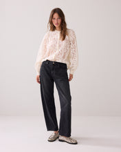 Load image into Gallery viewer, Summum Lace Blouse in Ivory
