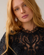 Load image into Gallery viewer, Summum Top in Lace Top in Black
