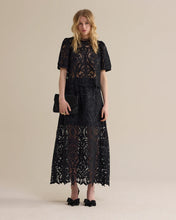 Load image into Gallery viewer, Summum Top in Lace Top in Black
