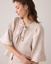 Load image into Gallery viewer, Summum Jacket with Bow
