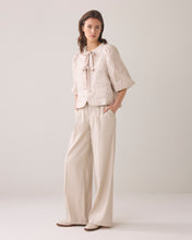 Load image into Gallery viewer, Summum Jacket with Bow
