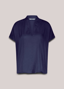 Summum Shiny V-Neck Top