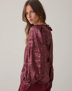 Summum Top with Shiny Jacquard Fabric