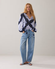 Load image into Gallery viewer, Summum Tie-dye top in cotton voile
