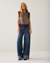 Load image into Gallery viewer, Summum Plaid Top
