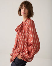 Load image into Gallery viewer, Summum Georgette Top
