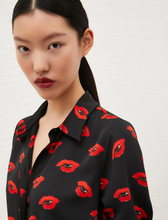 Load image into Gallery viewer, Marella Yeah Shirt in Black
