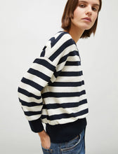 Load image into Gallery viewer, Marella Soldino Striped Sweater in White/Navy
