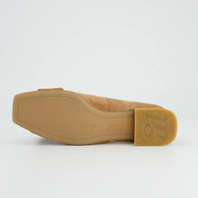 Load image into Gallery viewer, Paul Green 3855 Pumps in Brown
