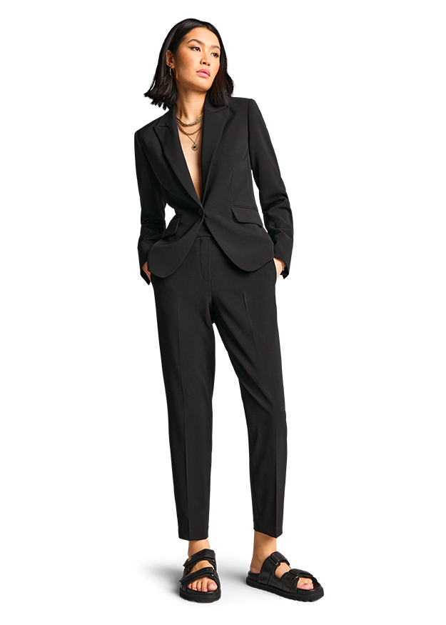 Riani Body-Fit Trousers in Black