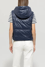 Load image into Gallery viewer, Luisa Cerano down look gilet in Navy Blue
