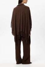 Load image into Gallery viewer, Luisa Cerano Cape made of Alpaca Mix in Marone
