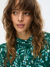 Load image into Gallery viewer, iBlue Apice Dress in Green Floral
