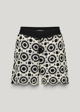 Load image into Gallery viewer, Summum Crocheted Shorts
