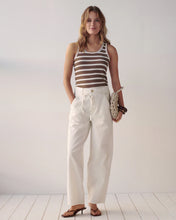 Load image into Gallery viewer, Summum Cocoon-fit trousers in Cream
