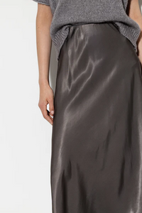 Luisa Cerano Satin Skirt in Midi Length in Taupe