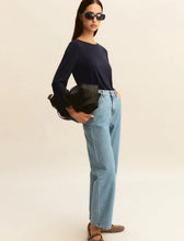 Load image into Gallery viewer, Emme Gitare Mom Fit Denims in Light Blue
