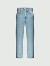Load image into Gallery viewer, Emme Gitare Mom Fit Denims in Light Blue
