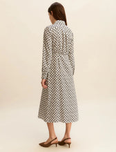 Load image into Gallery viewer, Emme Oliato Dress in Navy Print
