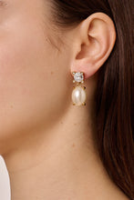 Load image into Gallery viewer, Dyrberg/Kern Anotonia Earrings in Gold
