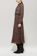 Load image into Gallery viewer, Luisa Cerano Midi Skirt with Animal Print
