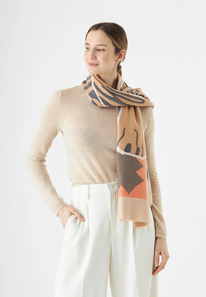 Codello Soft Scarf with Large Tiger Motif in Beige