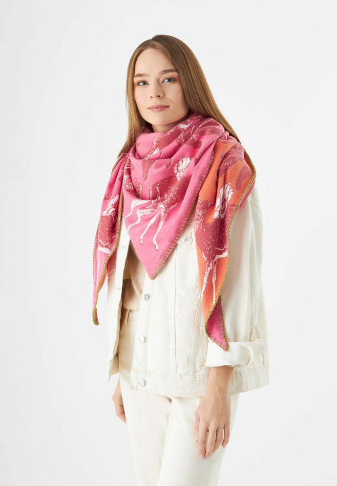 Codello Printed Triangle Scarf in Pink