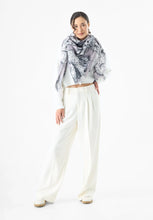 Load image into Gallery viewer, Codello Scarf with a hand drawn cat motif in Silver
