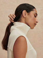 Load image into Gallery viewer, Varley Conall Button Tank in Pristine
