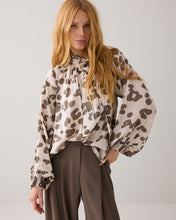 Load image into Gallery viewer, Summum Blouse with Bow Tie Neck
