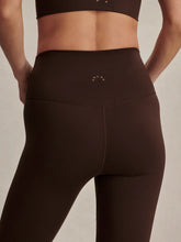 Load image into Gallery viewer, Varley Freesoft High-Rise Leggings in Coffee Bean
