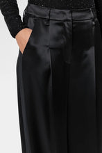 Load image into Gallery viewer, Luisa Cerano Wide-Leg Satin Trousers in Black
