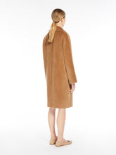 Load image into Gallery viewer, MaxMara Sidney Wool Coat in Camel
