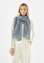 Load image into Gallery viewer, Codello Printed Leo Scarf in Blue
