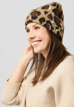 Load image into Gallery viewer, Codello Knitted Beanie with Leapord Pattern
