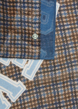 Load image into Gallery viewer, Codello Checkered Scarf with Always Forever
