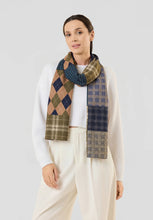 Load image into Gallery viewer, Codello Soft Scarf with Check Mix Pattern

