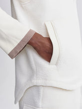 Load image into Gallery viewer, Varley Maggie Fleece Gilet 2.0 in Egret
