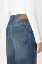 Load image into Gallery viewer, Luisa Cerano Straight-Leg Tencel Jeans
