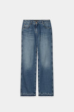 Load image into Gallery viewer, Luisa Cerano Straight-Leg Tencel Jeans
