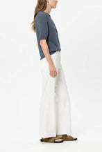 Load image into Gallery viewer, Luisa Cerano Authentic Flared Denim Jeans in White
