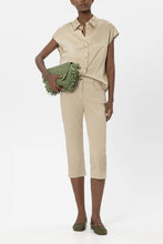 Load image into Gallery viewer, Luisa Cerano Skinny Capri Denim in Sand

