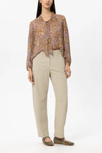Load image into Gallery viewer, Luisa Cerano Barrel-Leg Denim in Ginger
