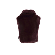 Load image into Gallery viewer, OakWood Yasmine Faux Fur with Collor in Porto
